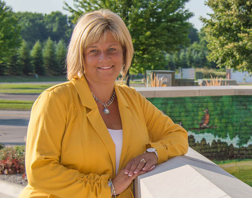 VICKIE SCHMITZER
